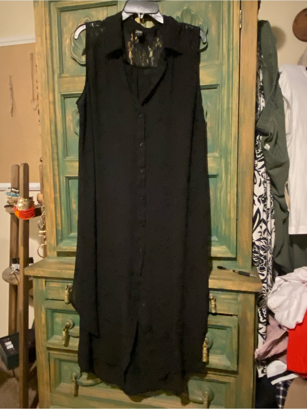torrid Black Sleeveless Maxi Shirt Dress with Lace Yoke